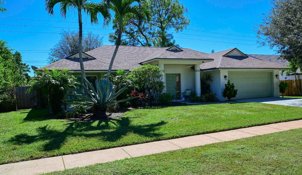 Photo of 13531 Exotica Lane, Wellington, FL 33414 (MLS # R10935558)