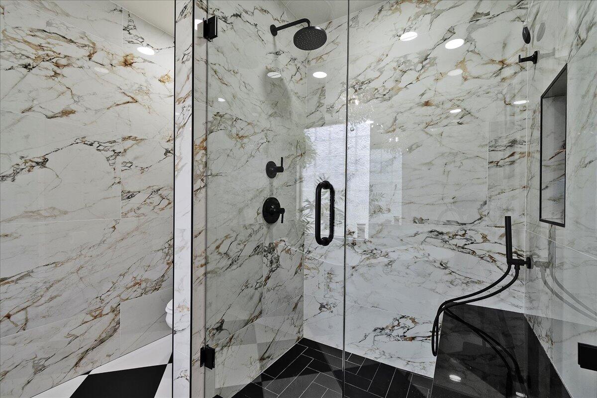 SUGAR POND MANOR OF WELLINGTON - Residential