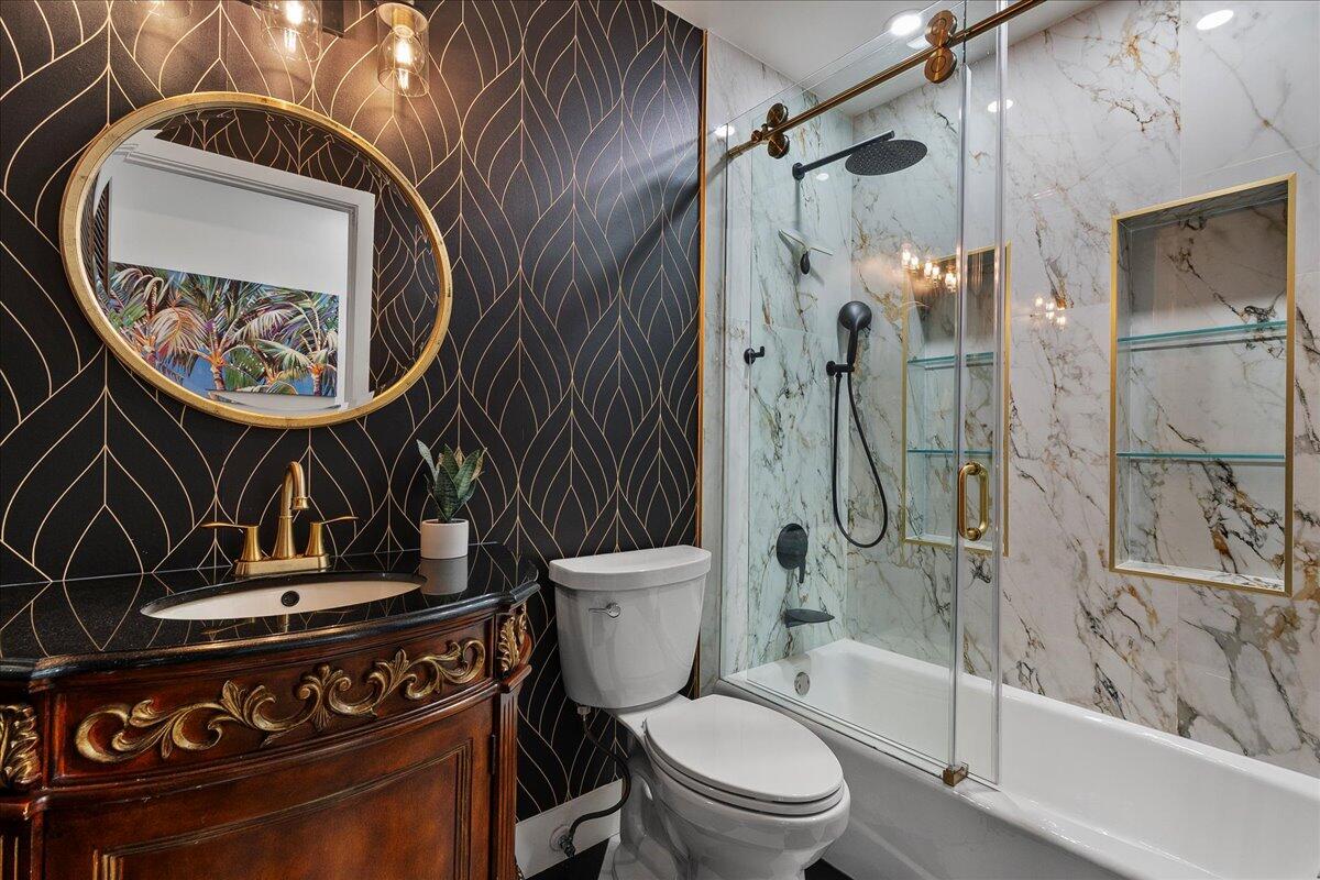 SUGAR POND MANOR OF WELLINGTON - Residential