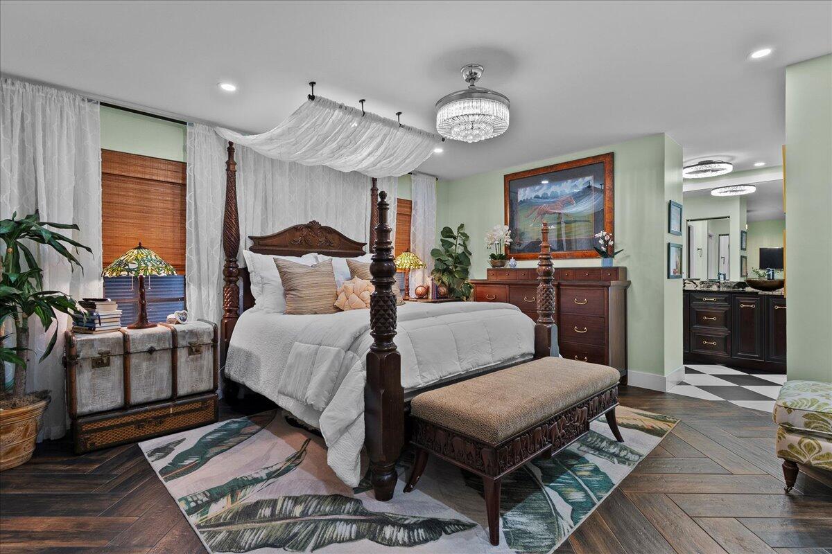 SUGAR POND MANOR OF WELLINGTON - Residential