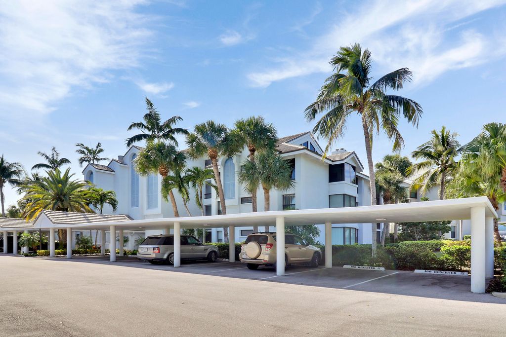 Photo of 144 Bay Colony Drive N, Juno Beach, FL 33408 (MLS # R11051551)