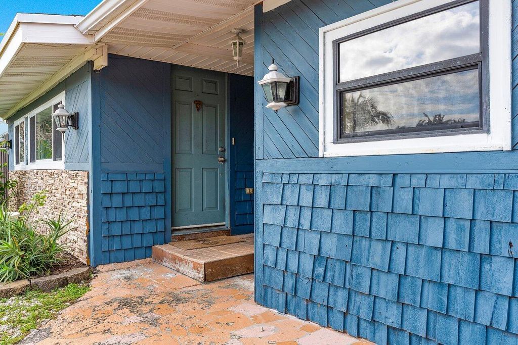 Photo of 1189 Sunset Road, West Palm Beach, FL 33406 (MLS # R10948079)