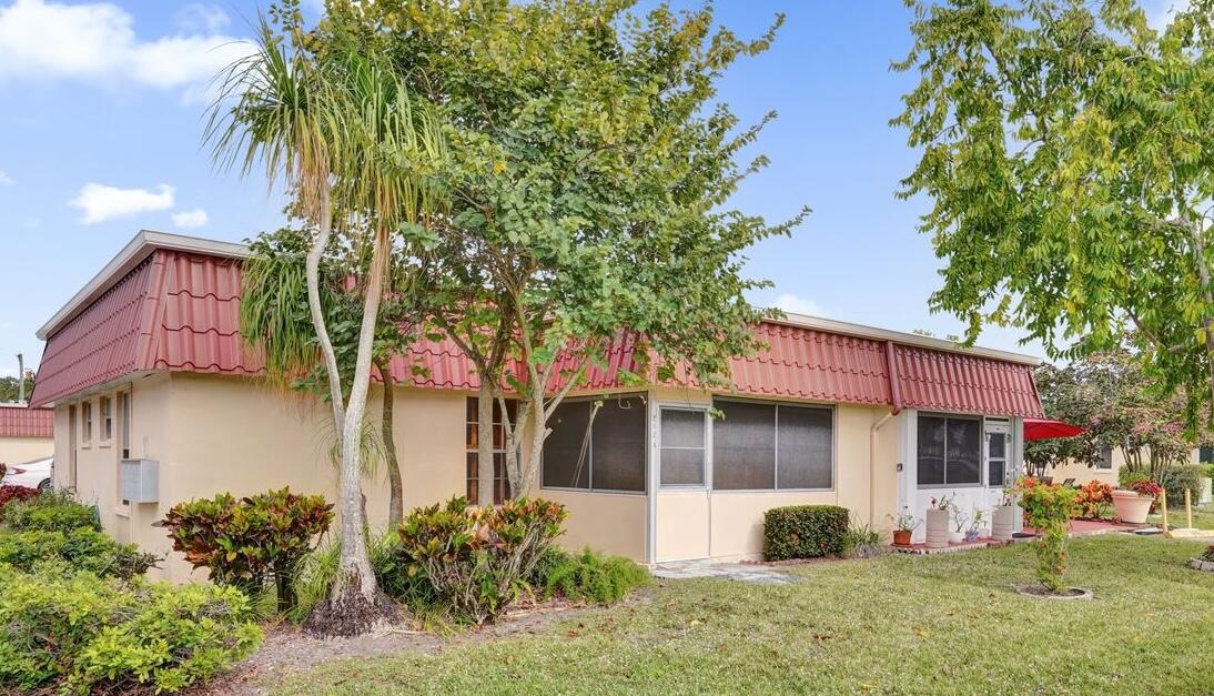 COVERED BRIDGE CONDO - Residential