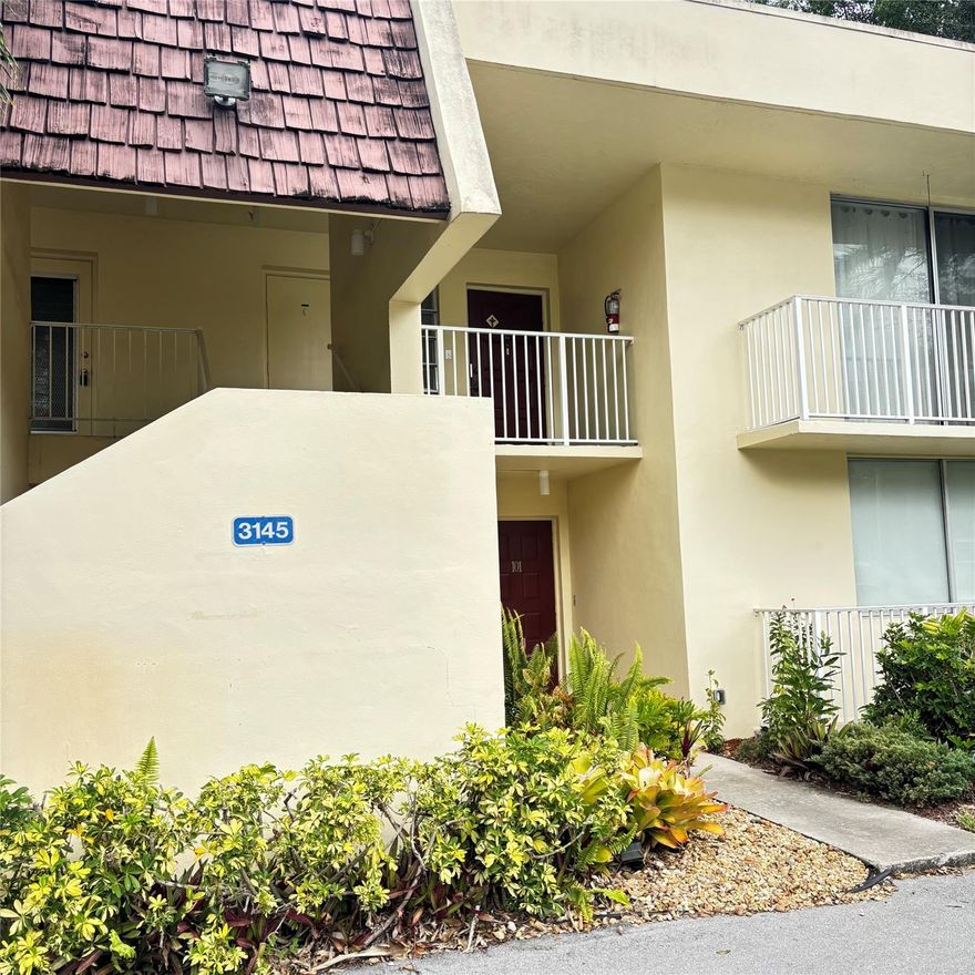 This spacious 3-bedroom, 2-bath unit features laminate wood and tile flooring throughout. It's bright and airy, with an in-unit washer and dryer for added convenience. Bathrooms renovated with stainless steel kitchen appliances. The building is patrolled and secure, ensuring peace of mind. Don’t miss the opportunity to rent this large unit. Palm Aire offers 3 golf courses, a scenic park with picturesque walking trails, a heated pool, a children's playground, tennis courts, and easy access to I-95 and the Turnpike via Atlantic Blvd. Top Golf, The Pomp, Harrah’s Pompano Beach, Publix, Walmart, Presidente Supermarket, Restaurants, and the beach are all just a short distance away.