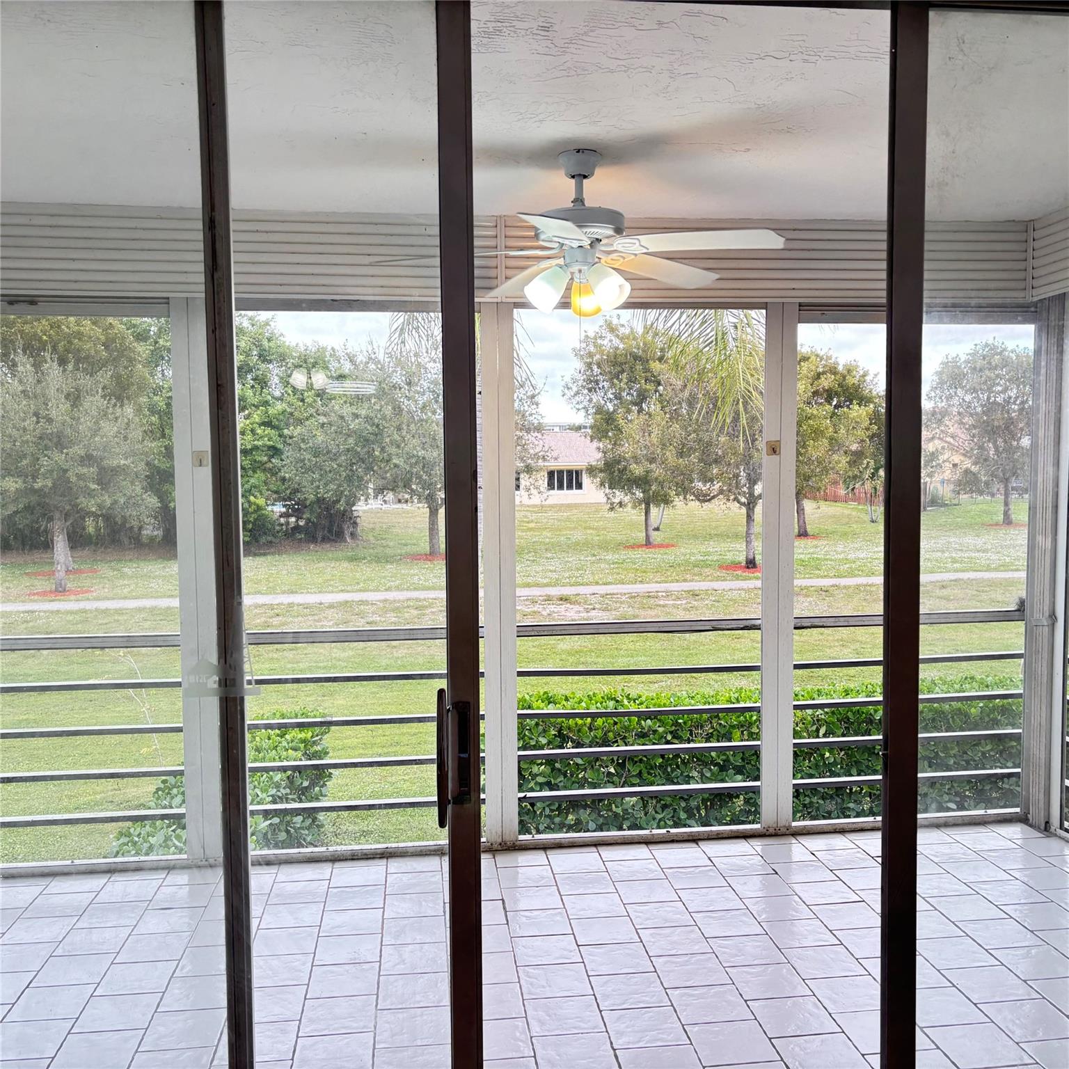 Palm-Aire C C Fairways - Residential Lease