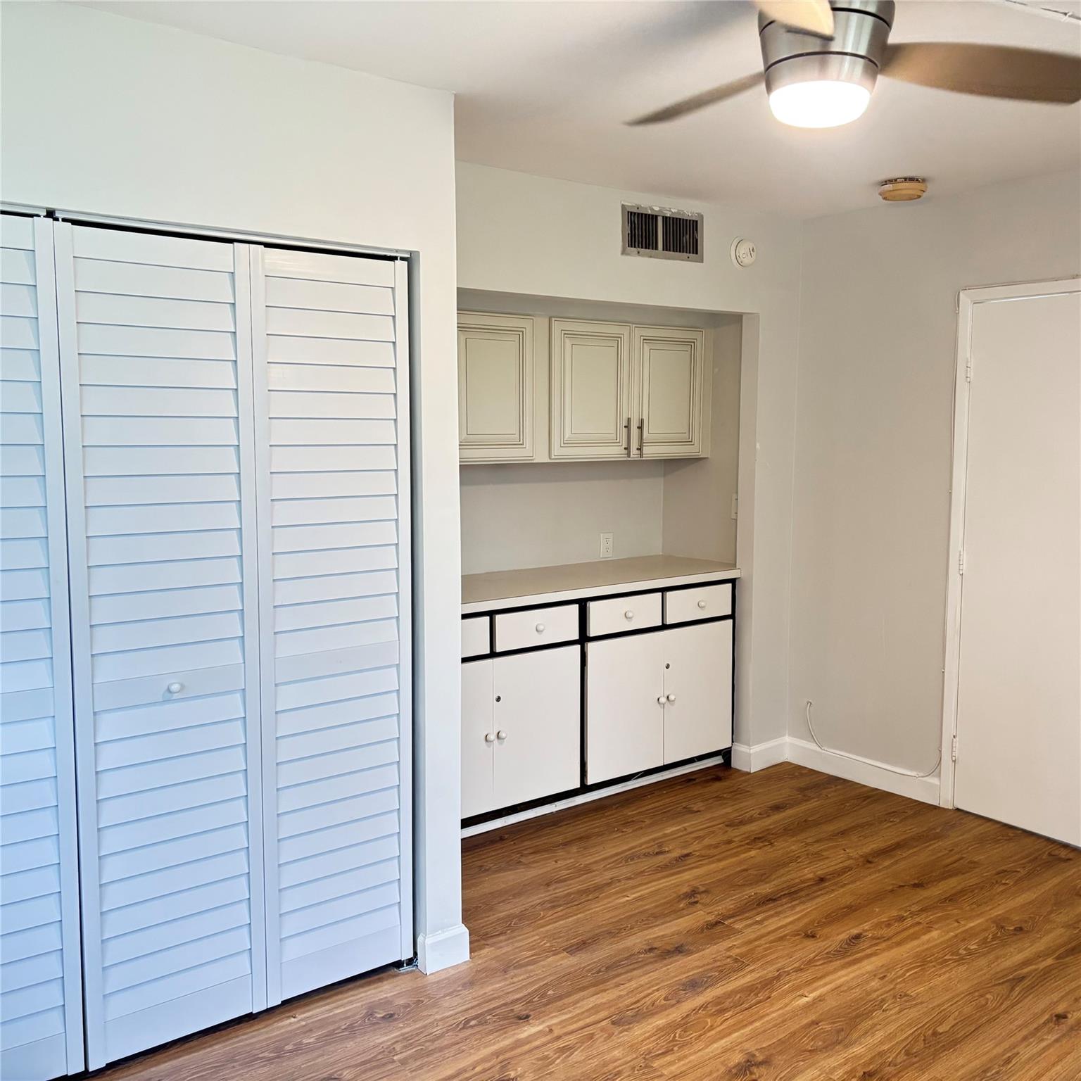 Palm-Aire C C Fairways - Residential Lease