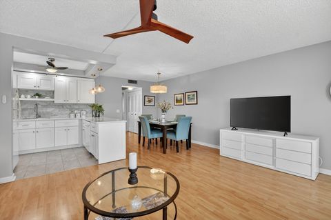 Tiny photo for 2074 Cambridge D, Deerfield Beach, FL 33442 (MLS # B26003796)