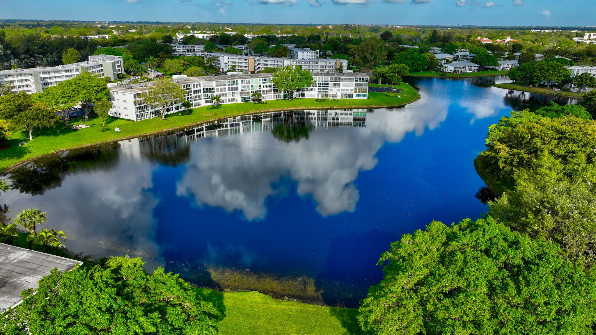 CAMBRIDGE D CONDO - Residential