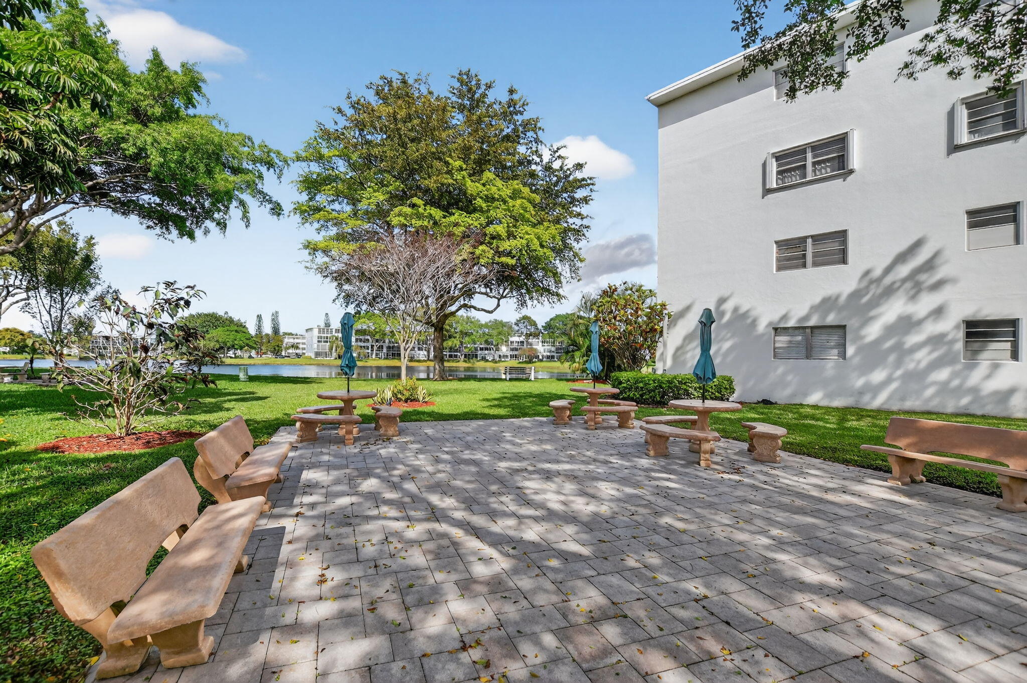 CAMBRIDGE D CONDO - Residential