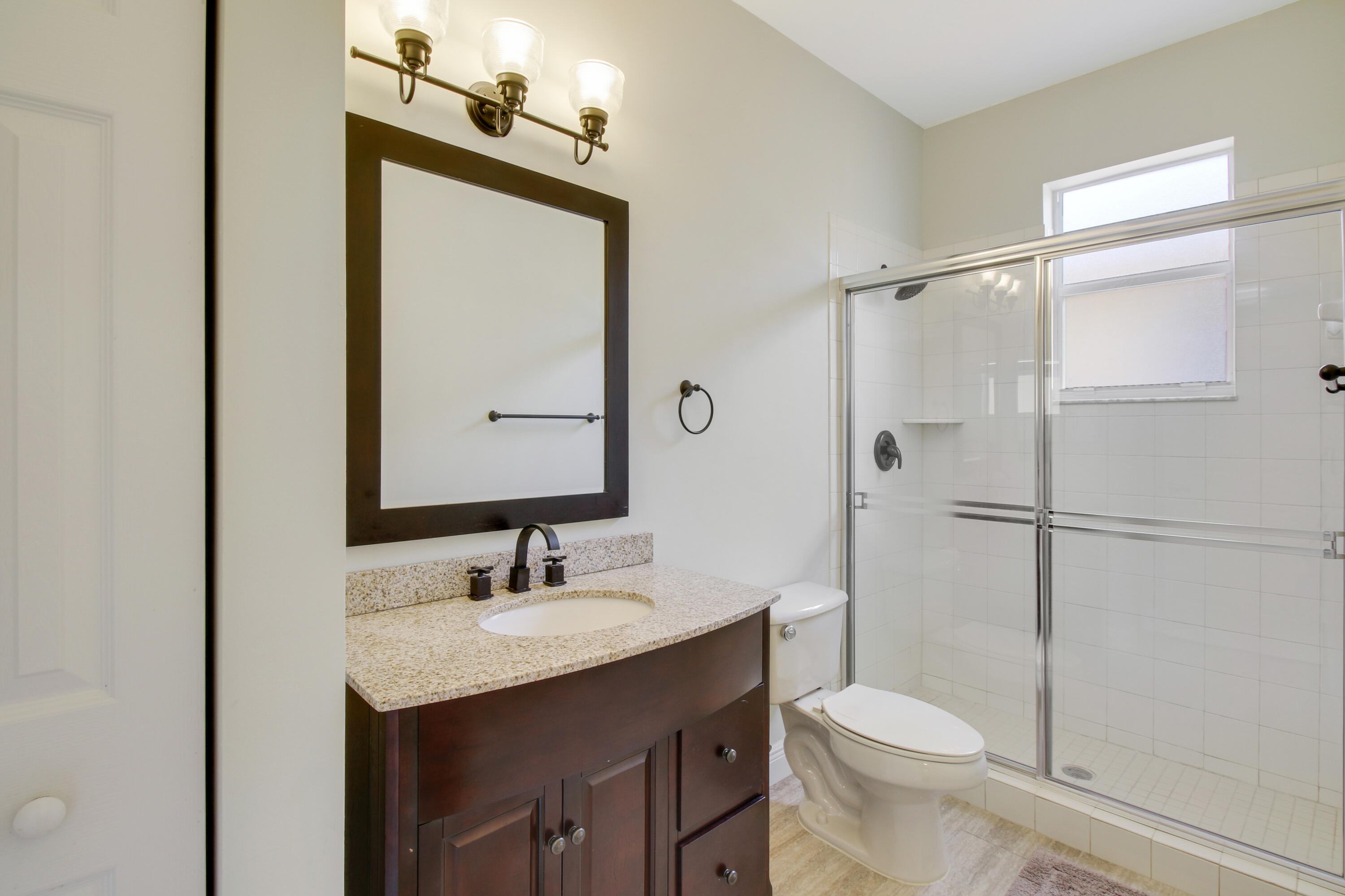 ROSEMONT CONDO - Residential Lease