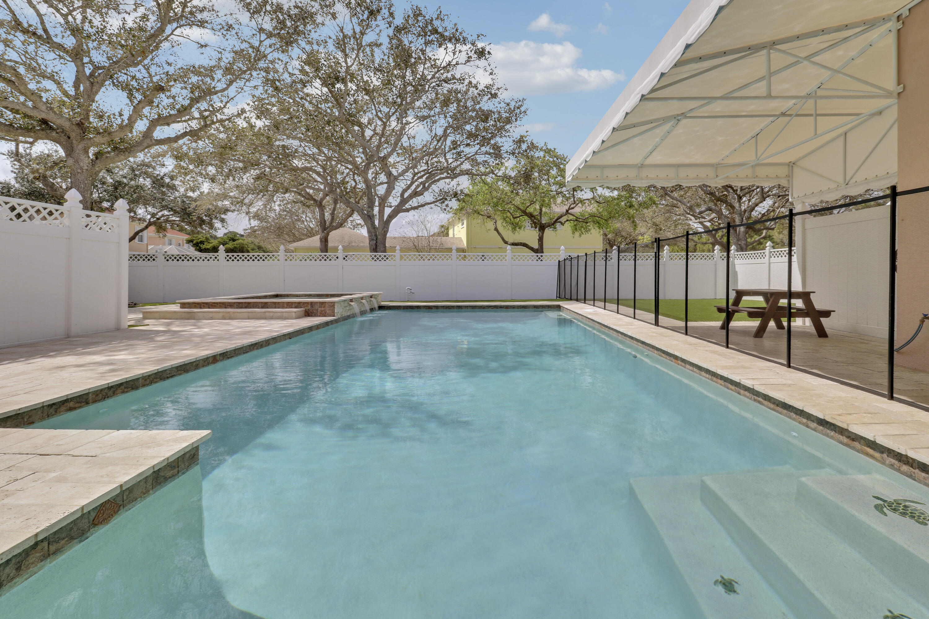 CAMBRIDGE AT ABACOA - Residential