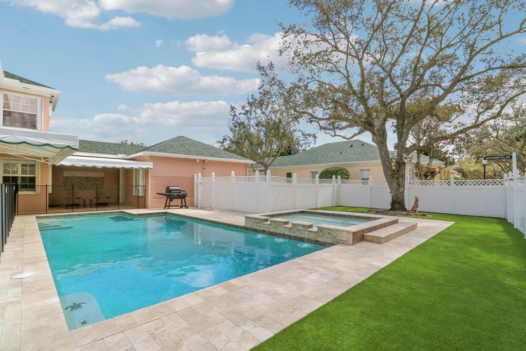 Photo of 136 Newcastle Drive, Jupiter, FL 33458 (MLS # B26008982)