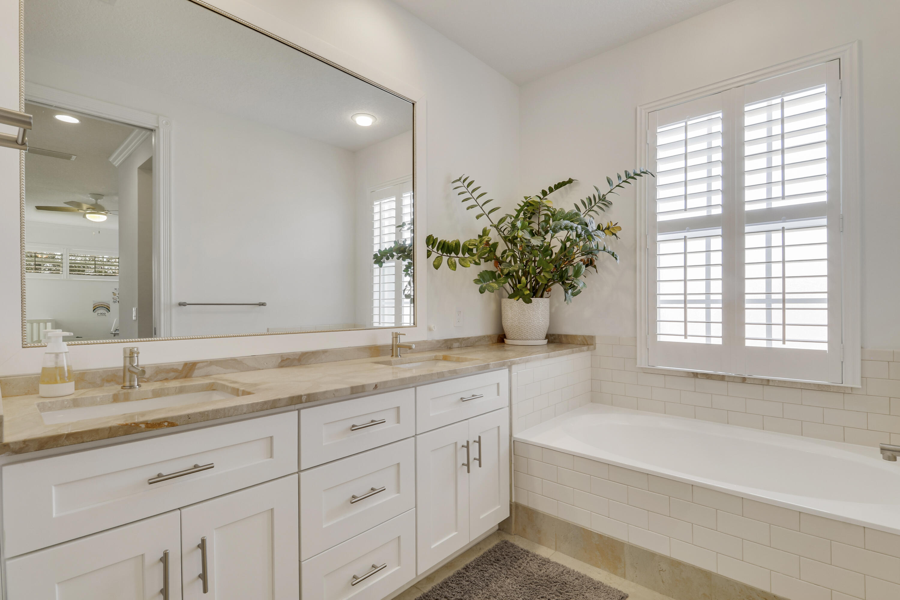 CAMBRIDGE AT ABACOA - Residential