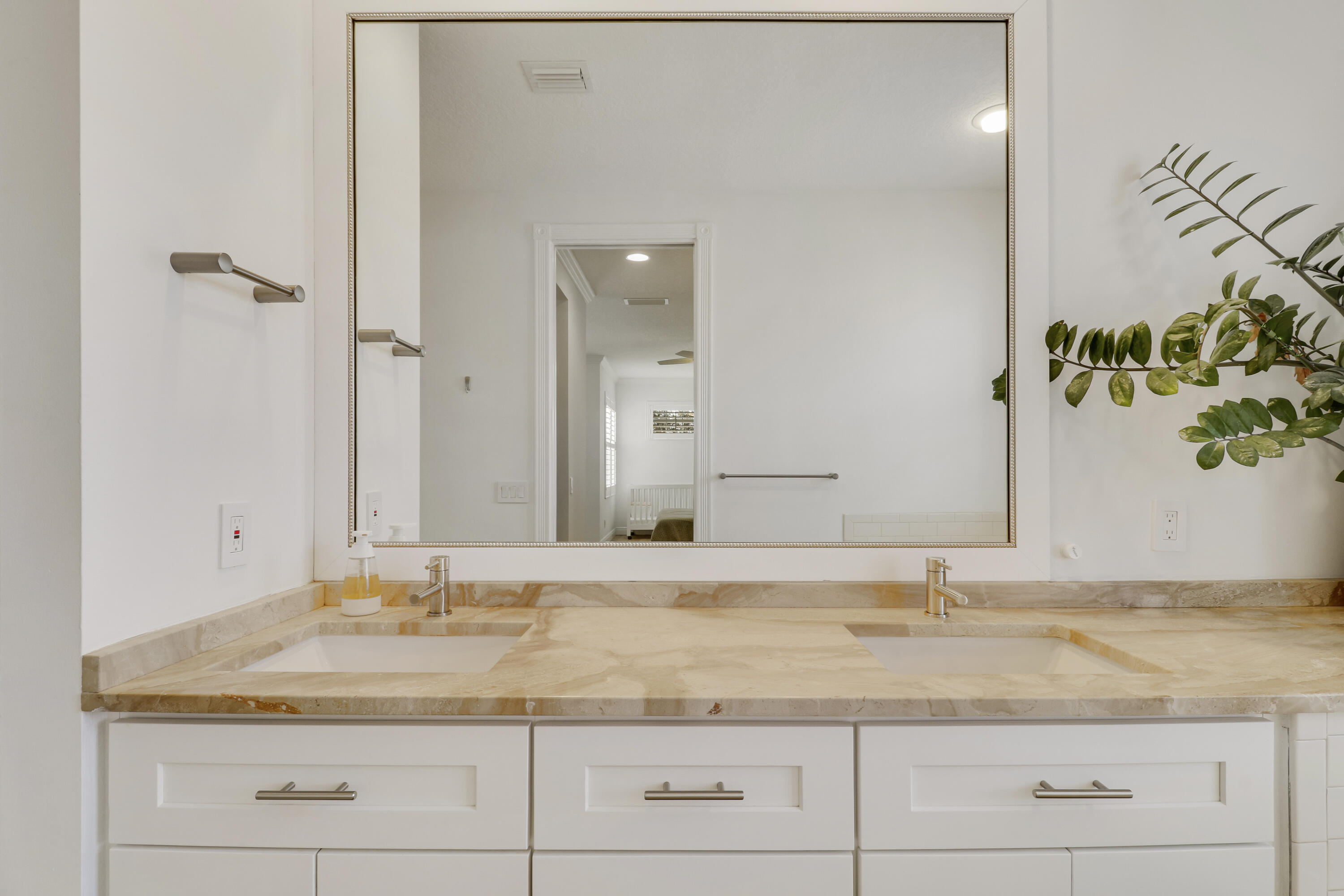 CAMBRIDGE AT ABACOA - Residential