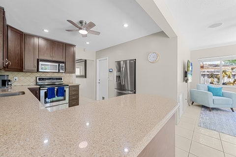 Tiny photo for 4780 NE 7TH Avenue, Oakland Park, FL 33334 (MLS # B26084692)