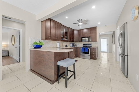 Tiny photo for 4780 NE 7TH Avenue, Oakland Park, FL 33334 (MLS # B26084692)