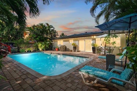 Tiny photo for 4780 NE 7TH Avenue, Oakland Park, FL 33334 (MLS # B26084692)