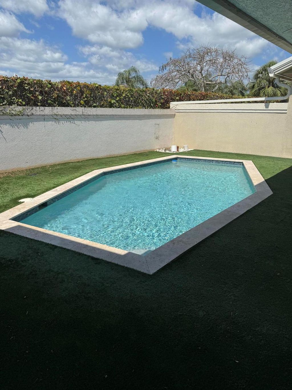 Photo of 230 Ridge Road, Jupiter, FL 33477 (MLS # R10981039)