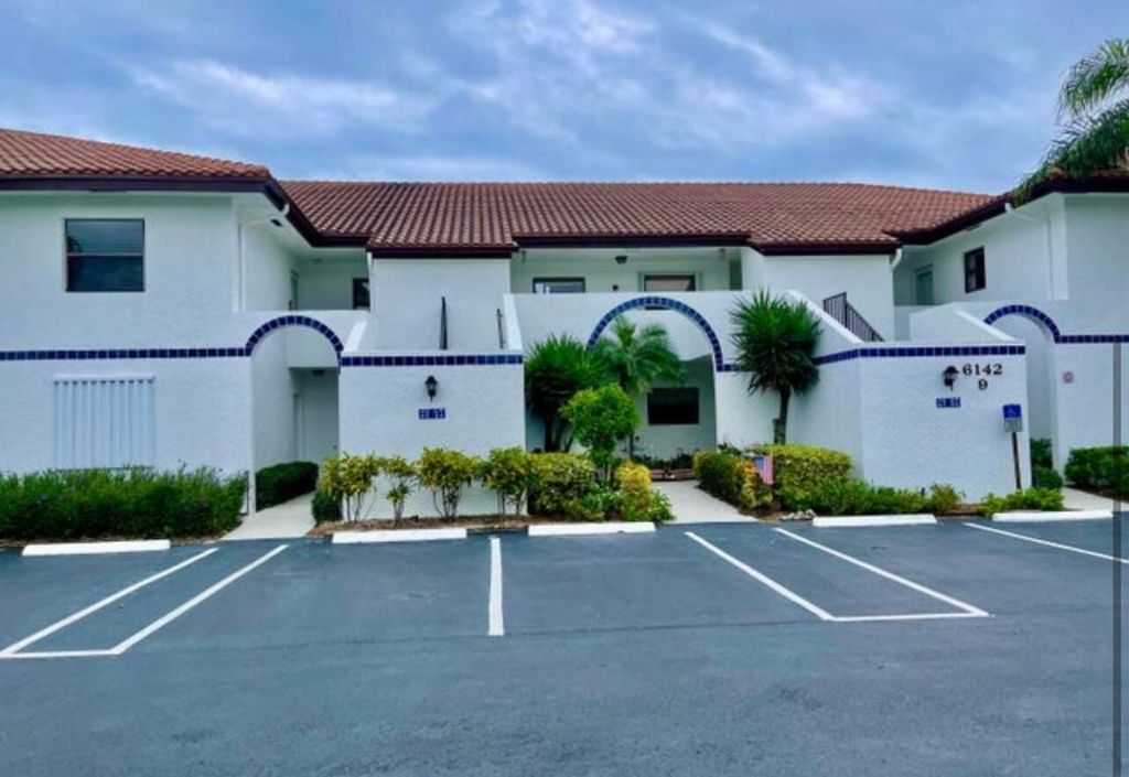 Photo of 6142 SE Landing Way #9-11, Stuart, FL 34997 (MLS # R11141128)