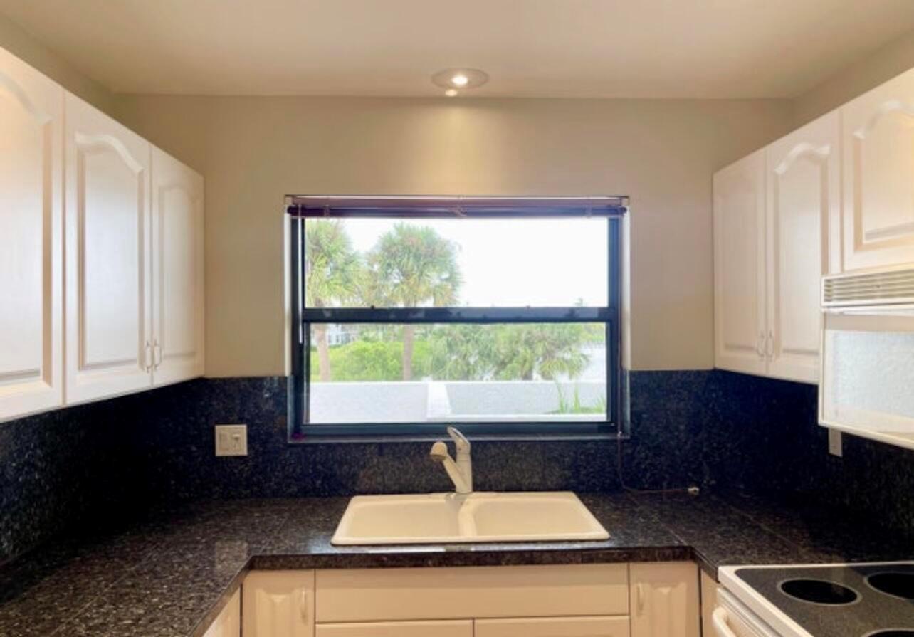 HANSONS LANDING CONDO - Residential Lease