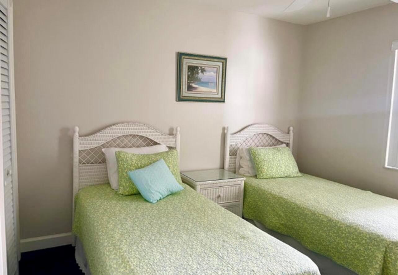 HANSONS LANDING CONDO - Residential Lease