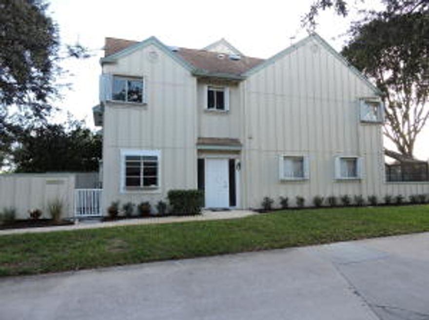 Light and airy end unit on corner lot with lots of storage and a large screened in patio and reserved parking. Desirable Riverwalk Community is  Located 5 minutes from I-95 and Fl Turnpike and an easy walk to shopping and restaurants. The school district is A-rated and amenities include 3 pools, tennis, playground, boat-storage yard, kayak/canoe storage,  a boat ramp and dock on the Loxahatchee River. A pet friendly community which allows  2 pets up to 50 lb. each.