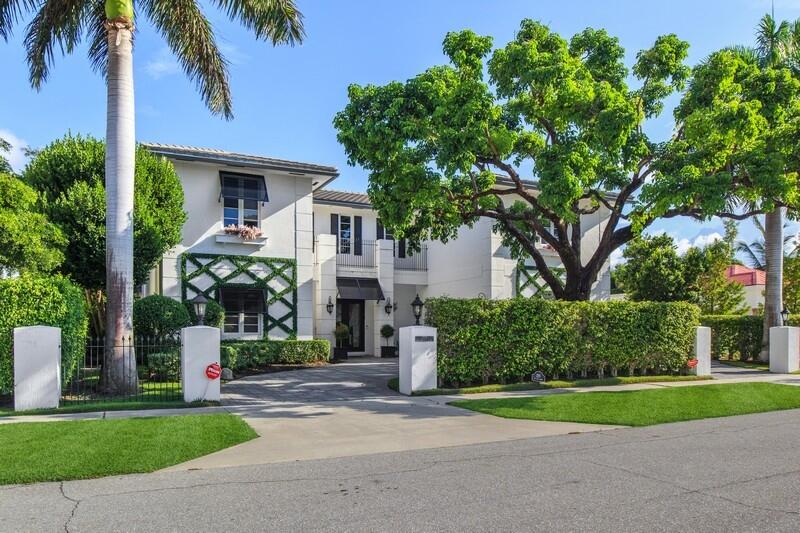 Timeless Hamptons style residence. Dream home, custom built and impeccably cared for by the original owners. Situated in Boca Villas, one of the most coveted family neighborhoods in Boca Raton. Located on a beautifully landscaped street, lined with many new and renovated custom homes.Live in the center of the Golden Triangle. Steps from Mizner Park and all the best restaurants, shops and culture of East Boca, with high walkability to all downtown Boca has to offer. Just a few blocks from the intracoastal for boating, the expansive sandy ocean beaches, or the newly renovated 5-star Boca Raton resort, golf and beach club. Move in ready transitional estate. Modern touches combined with hardwood floors, classic molding and sophisticated style. Spacious, 5000+ sq. ft, 5-bedroom