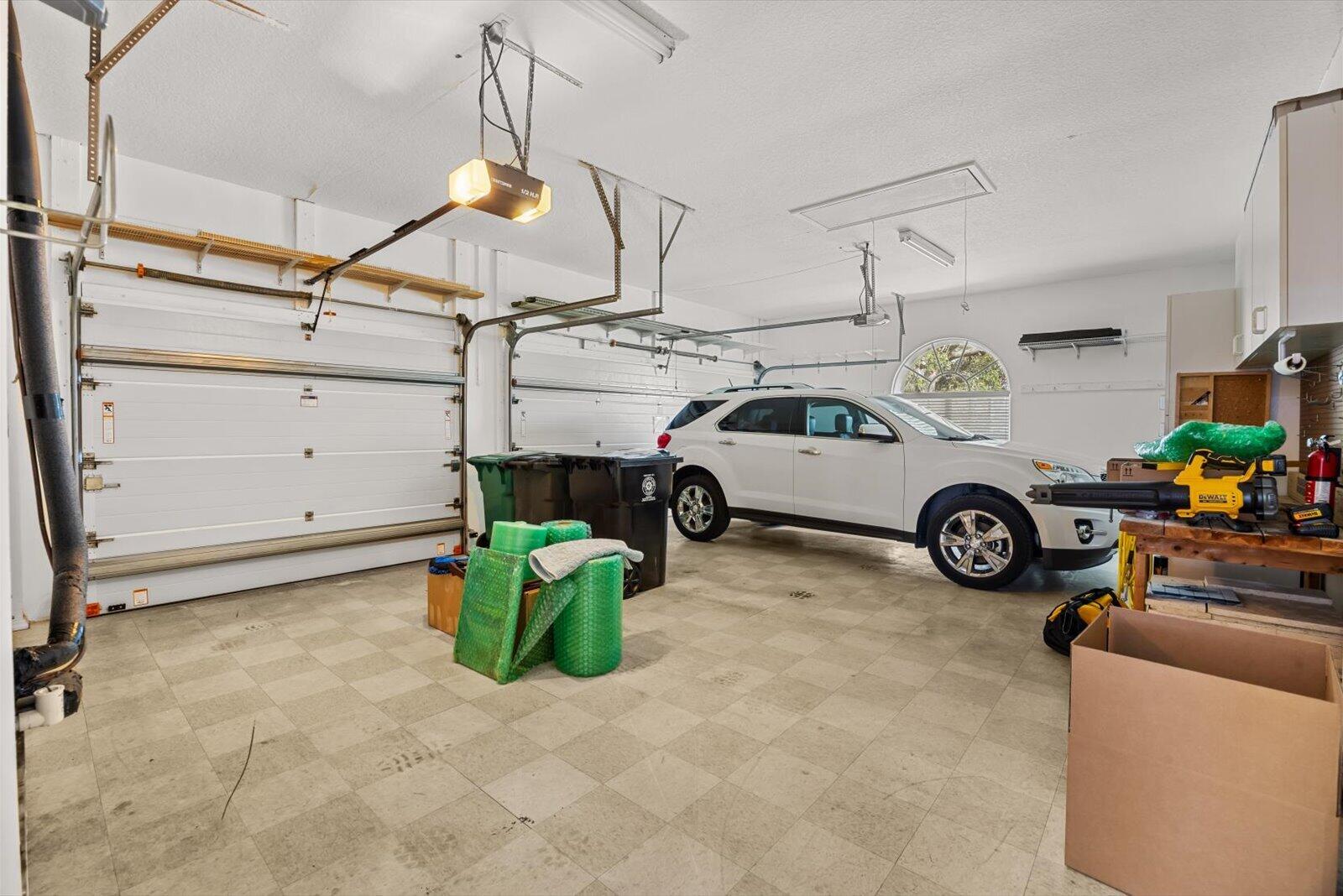 SOUTH RIVER SHORES - Residential