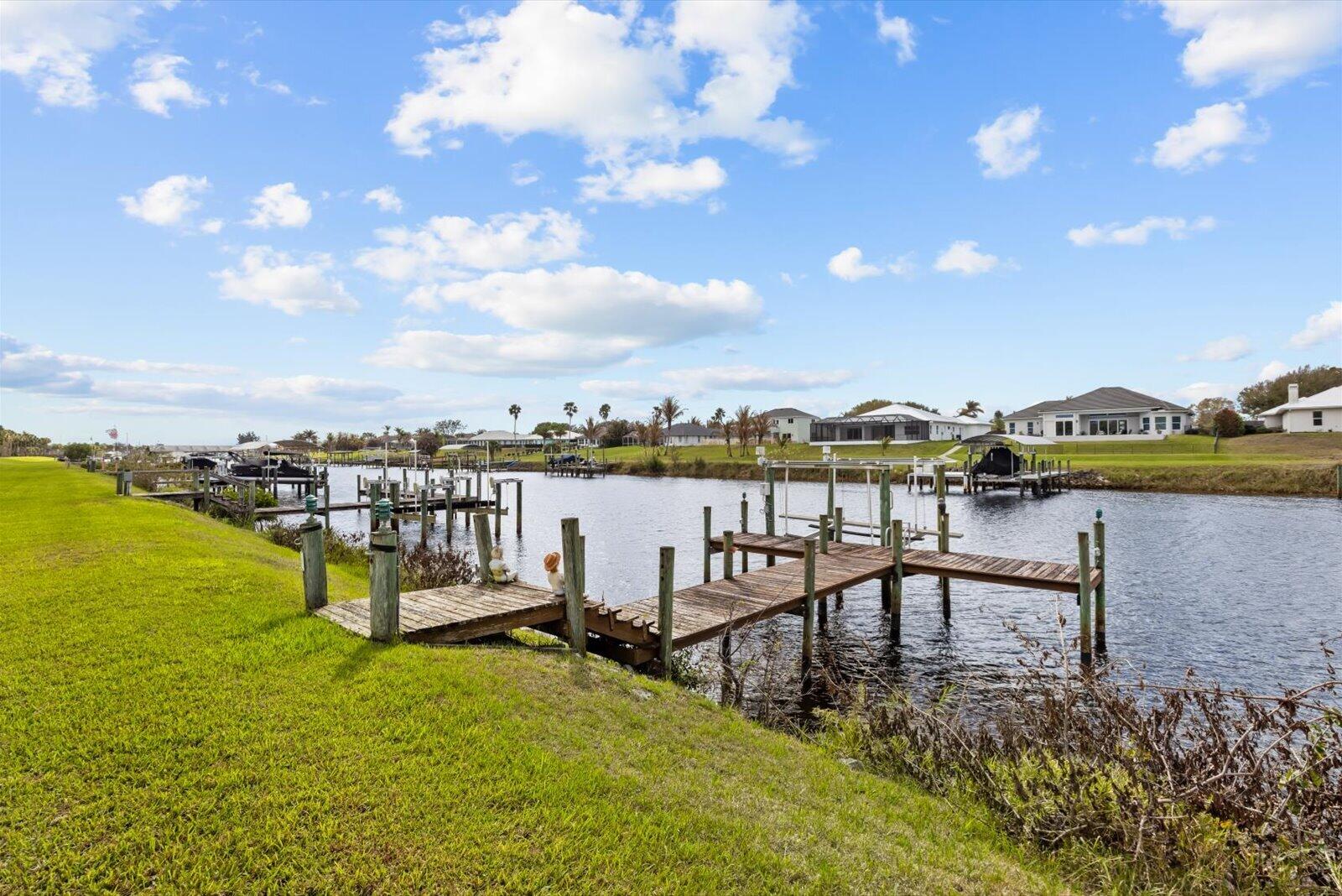 SOUTH RIVER SHORES - Residential