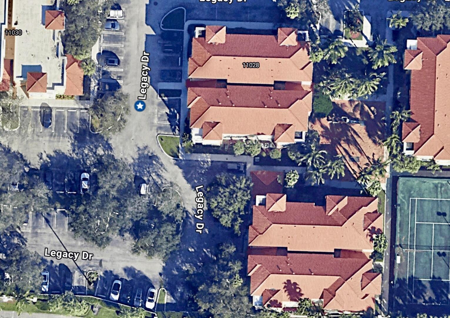 RESIDENCES AT LEGACY PLACE CONDO - Residential Lease