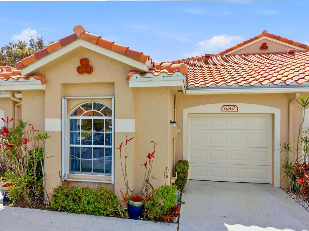 Photo of 6367 Long Key Lane, Boynton Beach, FL 33472 (MLS # R11167182)