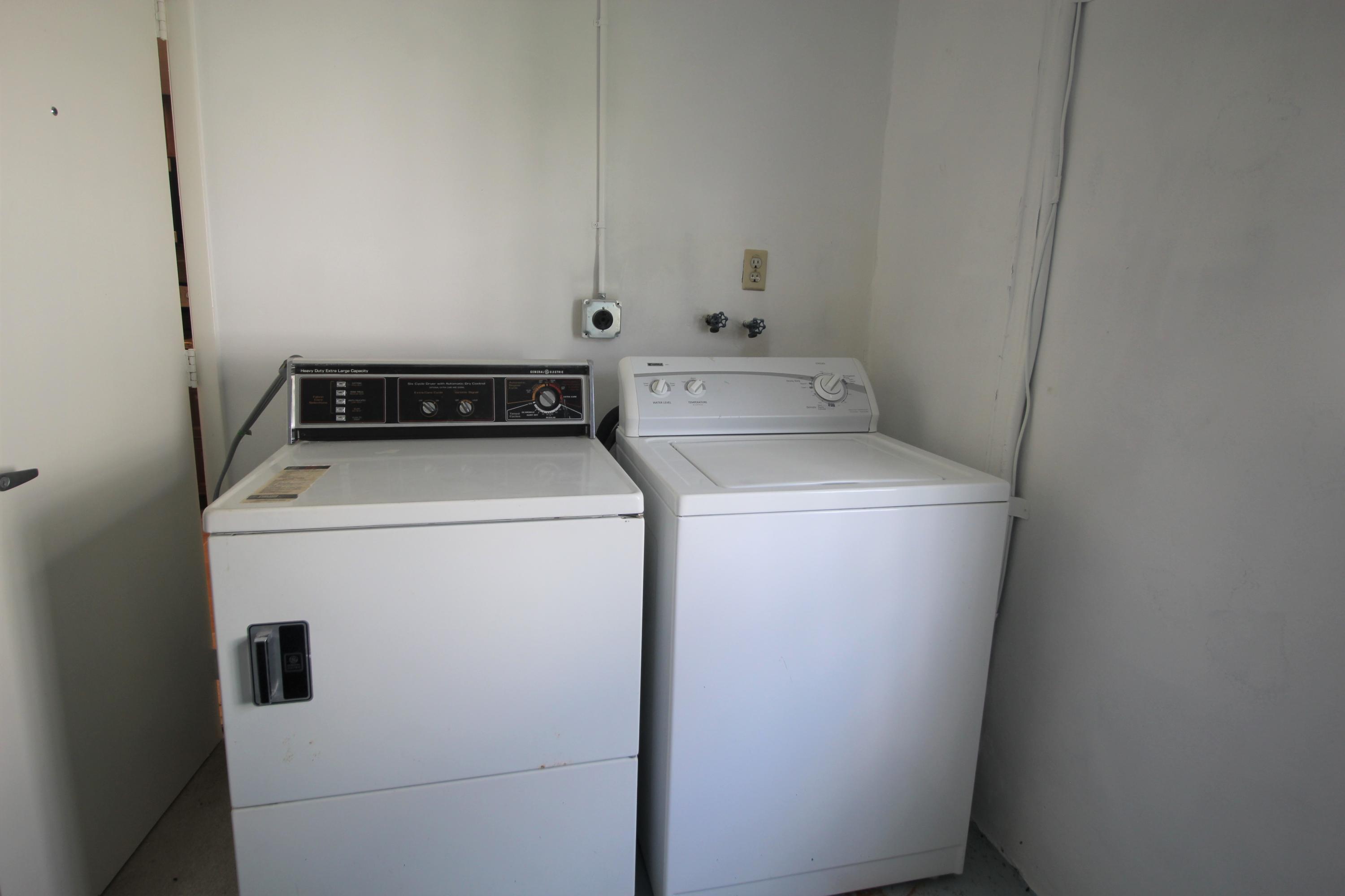 palm beach leisureville - Residential