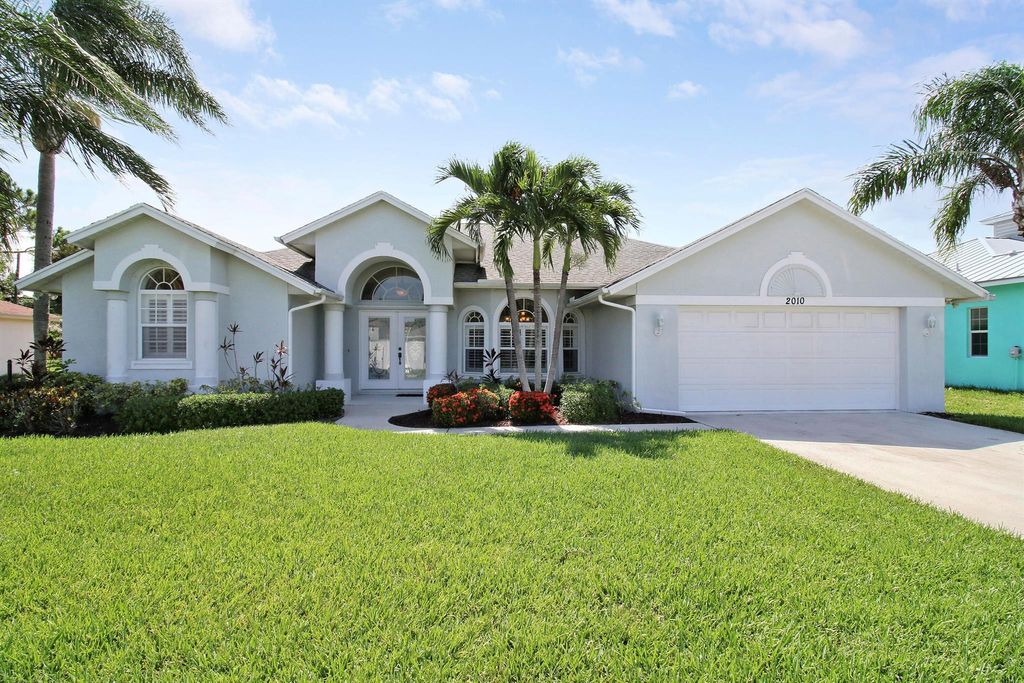 Photo of 2010 SW Capeador Street, Port Saint Lucie, FL 34953 (MLS # R11007260)