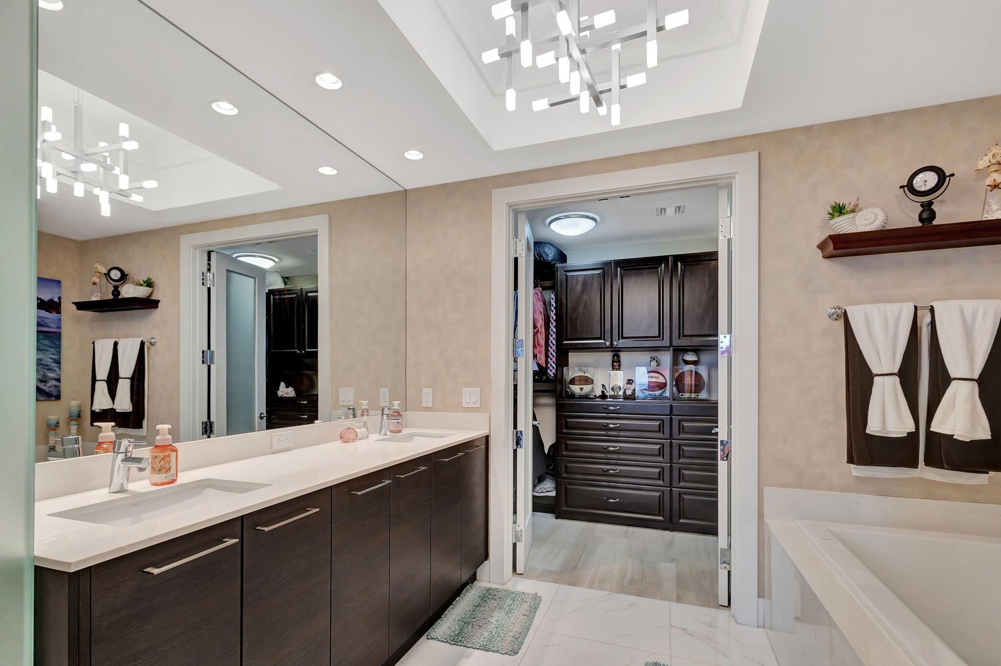 WATER CLUB NORTH PALM BEA - Residential