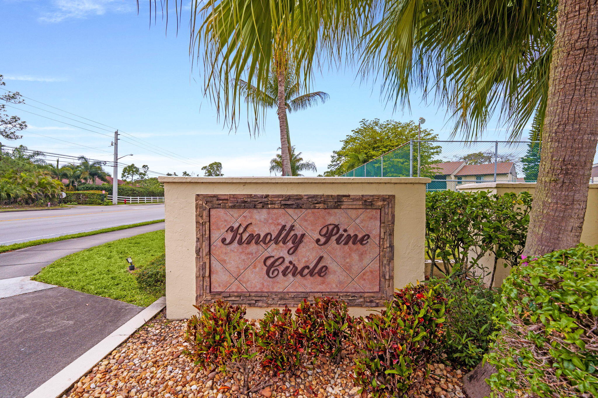 PINE RIDGE SOUTH III CONDO - Residential