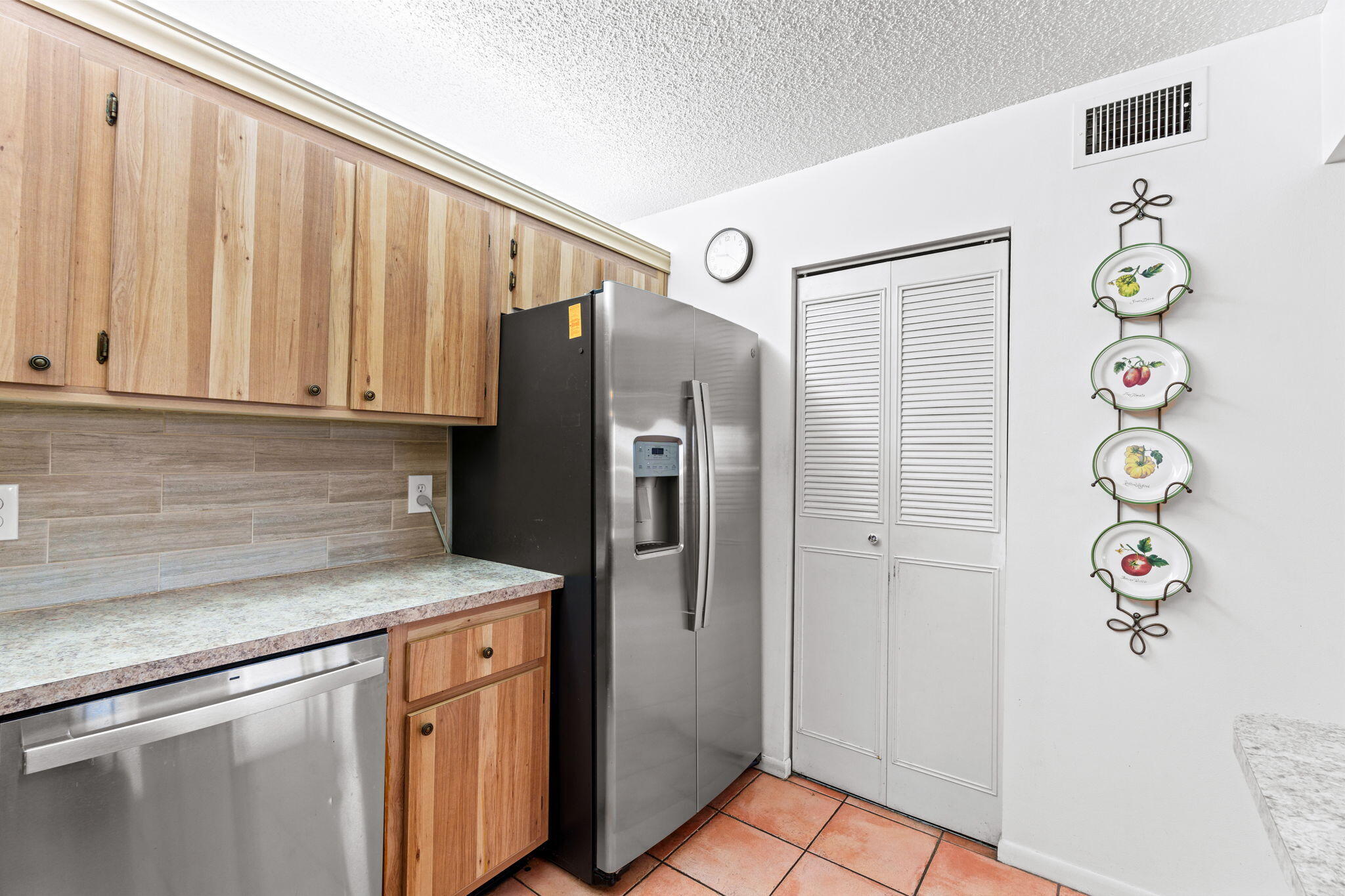 PINE RIDGE SOUTH III CONDO - Residential