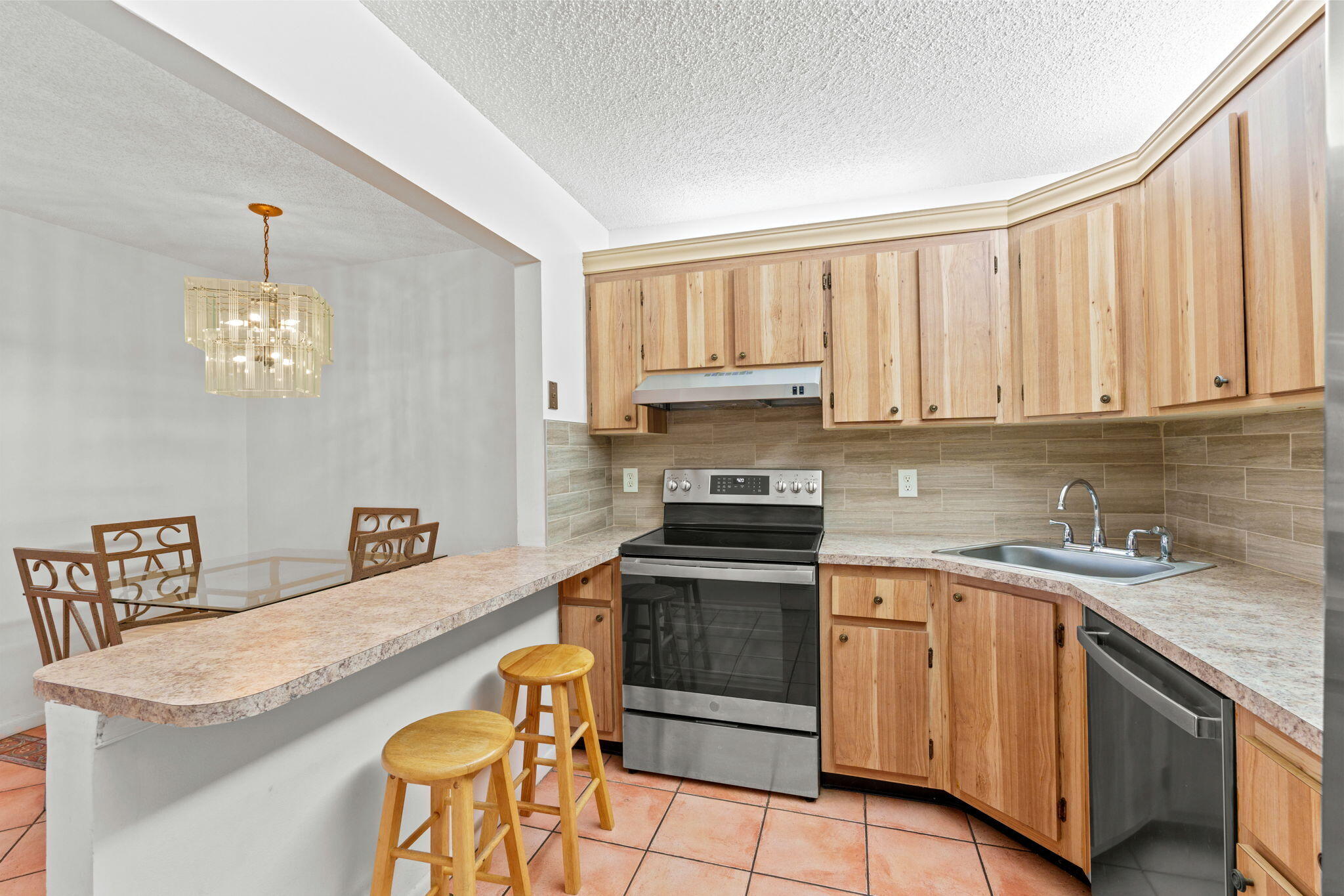 PINE RIDGE SOUTH III CONDO - Residential