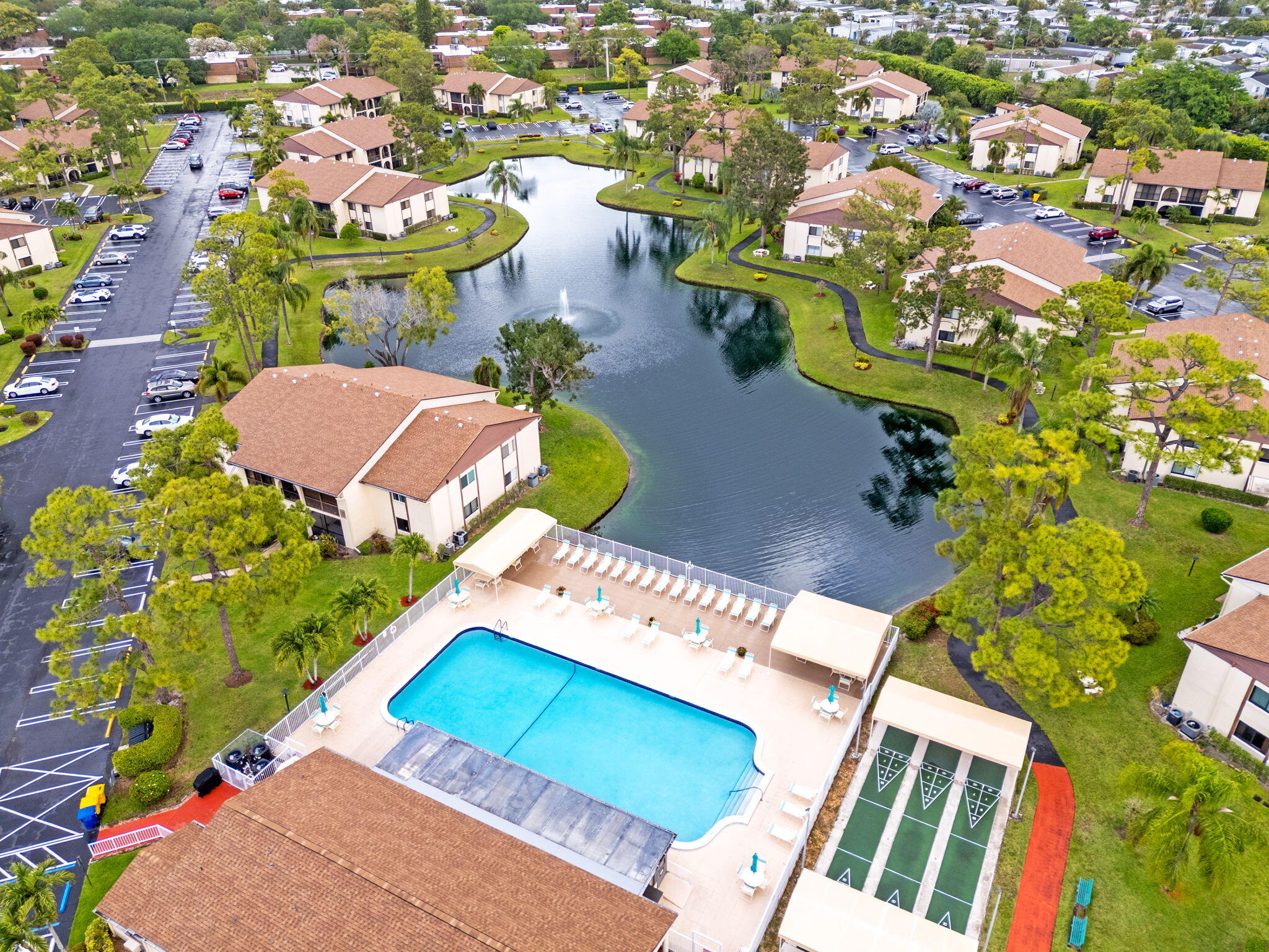 PINE RIDGE SOUTH III CONDO - Residential