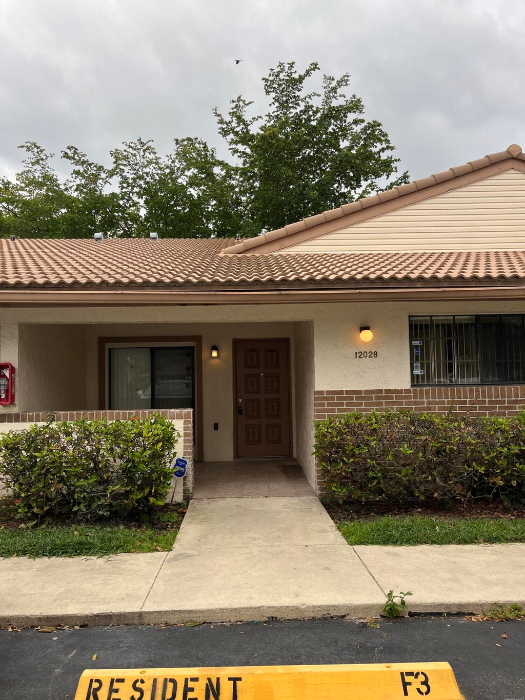Photo of 12028 ROYAL PALM Boulevard #3-F, Coral Springs, FL 33065 (MLS # B26089757)