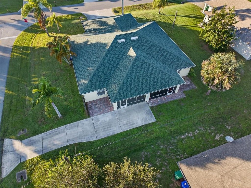 Photo of 361 Del Monte Road, Sebastian, FL 32958 (MLS # F10532446)
