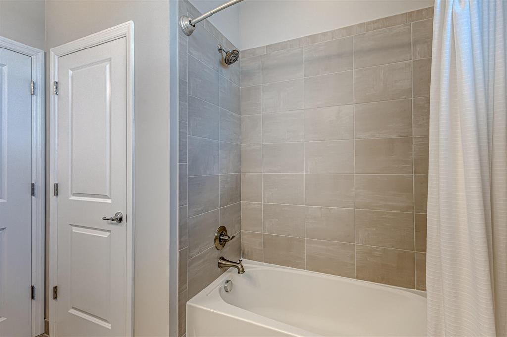 ARDEN POD B WEST - Residential