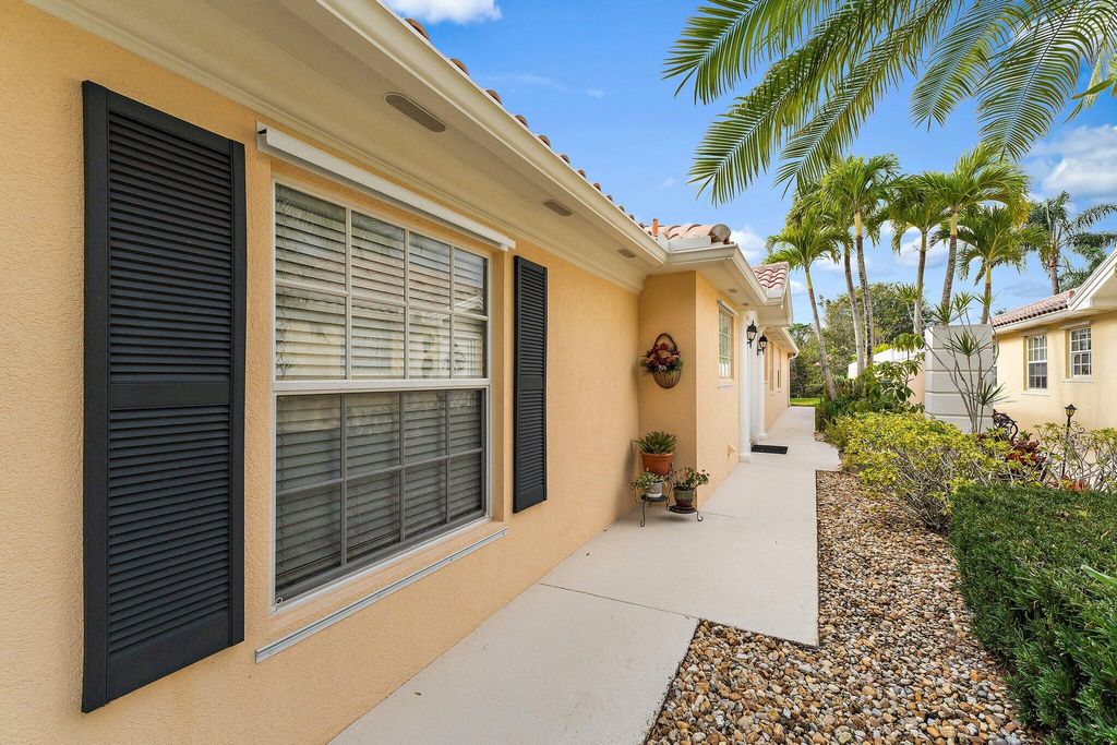 Photo of 9054 SE Hawks Nest Court, Hobe Sound, FL 33455 (MLS # R11148352)