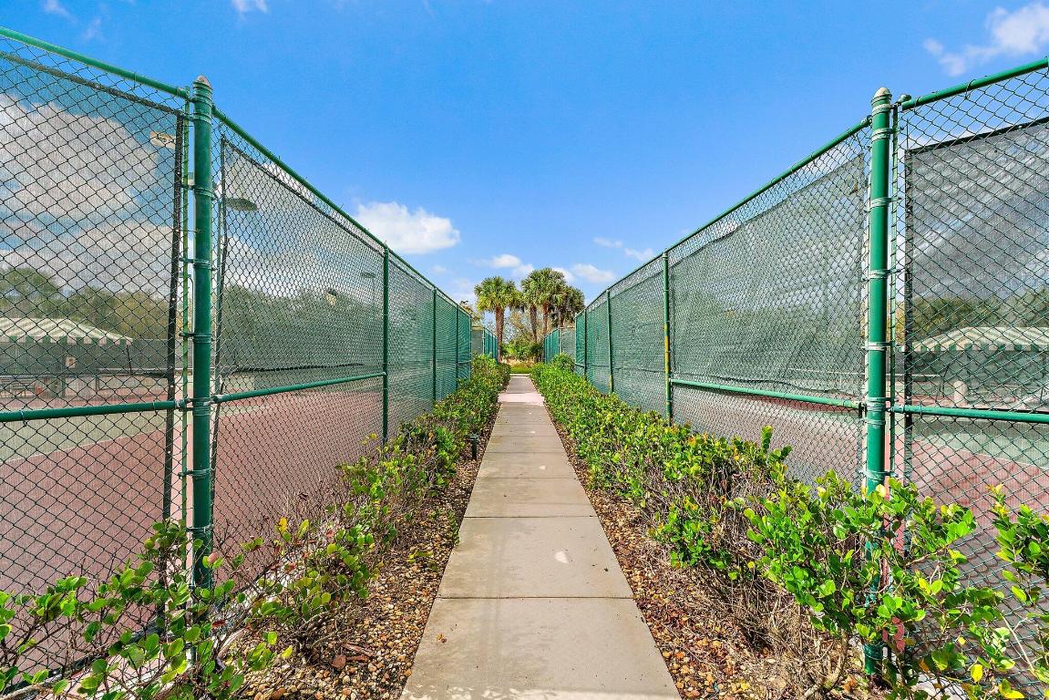 THE RETREAT - Residential