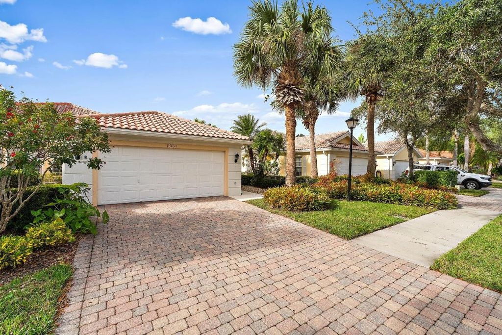 Photo of 9054 SE Hawks Nest Court, Hobe Sound, FL 33455 (MLS # R11148352)