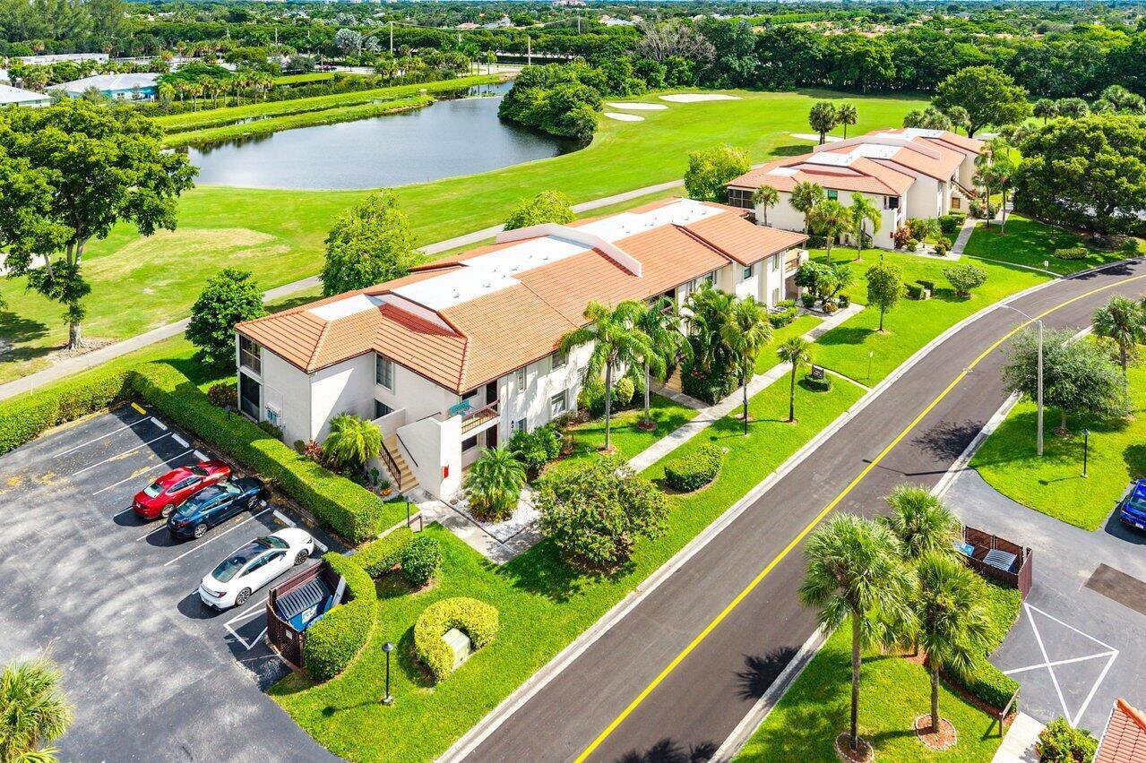 GREENS OF BOCA LAGO CONDO - Residential