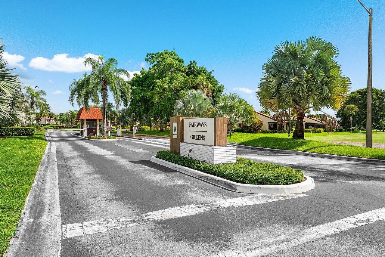 GREENS OF BOCA LAGO CONDO - Residential