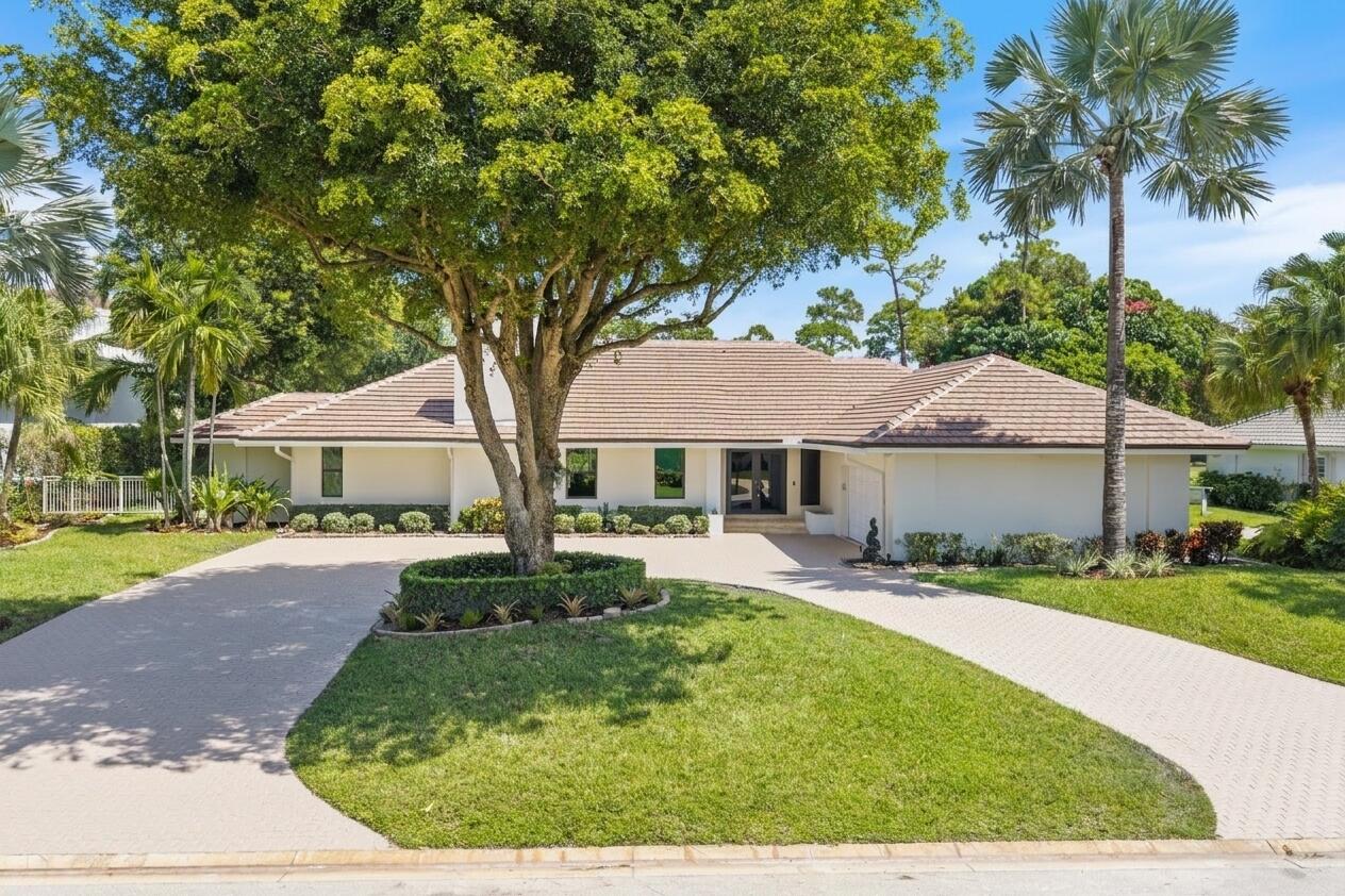 460 Glenbrook Drive