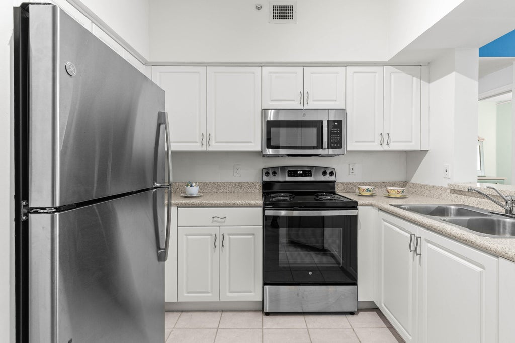 Photo of 1957 BRANDYWINE Road #207, West Palm Beach, FL 33409 (MLS # B26069598)