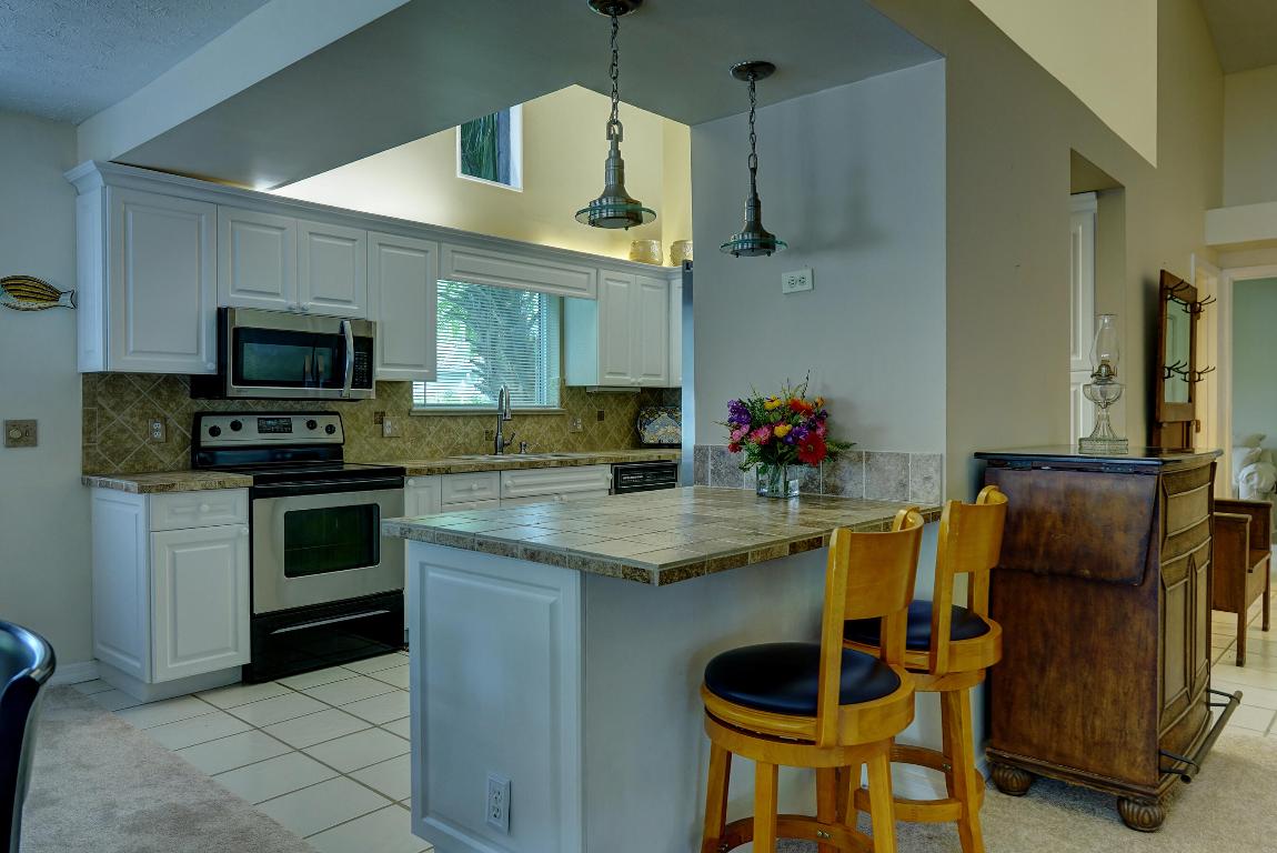 RIVERS EDGE - Residential