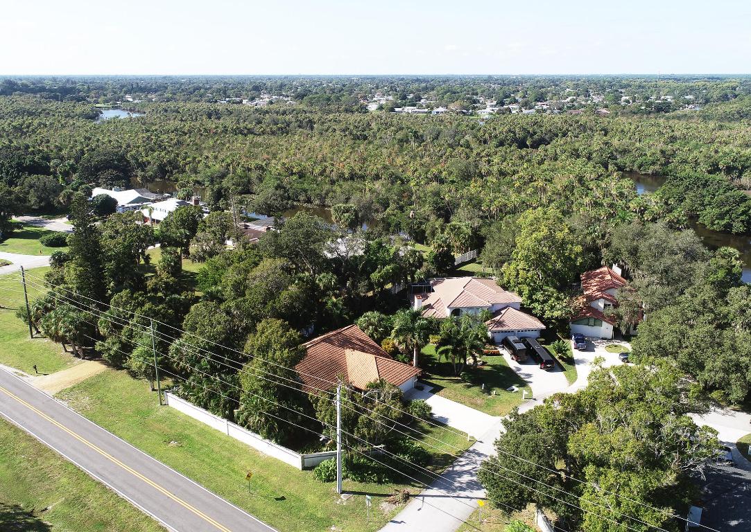 RIVERS EDGE - Residential